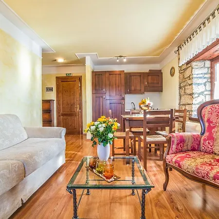 Katalyma 828 Hotel