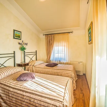 Katalyma 828 Hotel