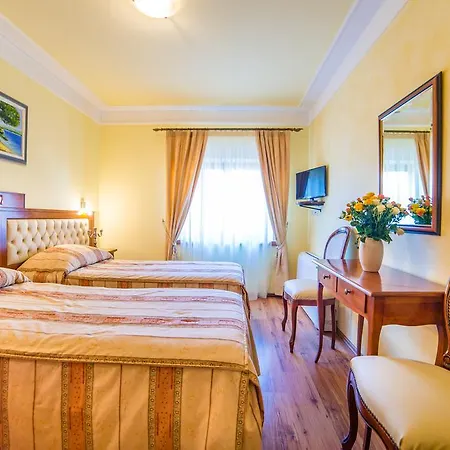 Katalyma 828 Hotel